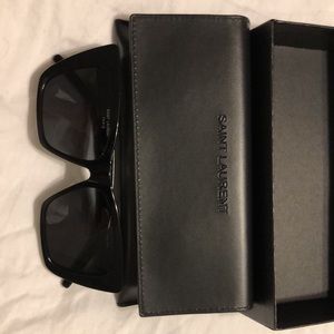 Saint Laurent shades 🕶